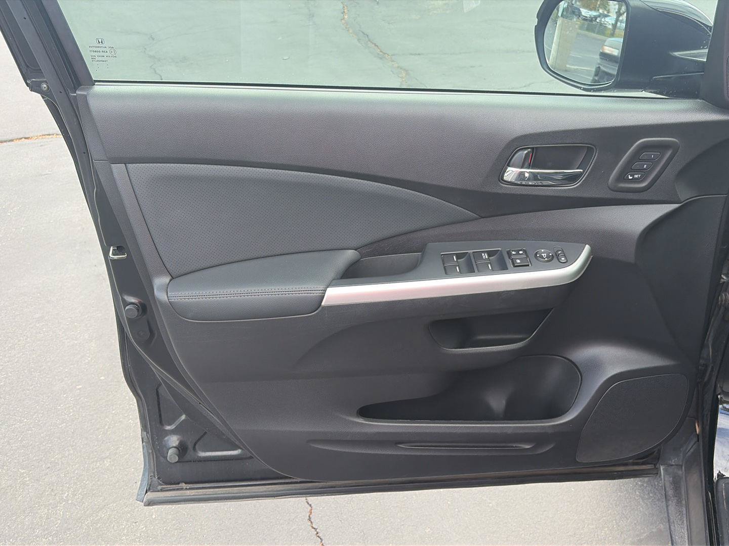 Used 2015 Honda CR-V Touring image 17