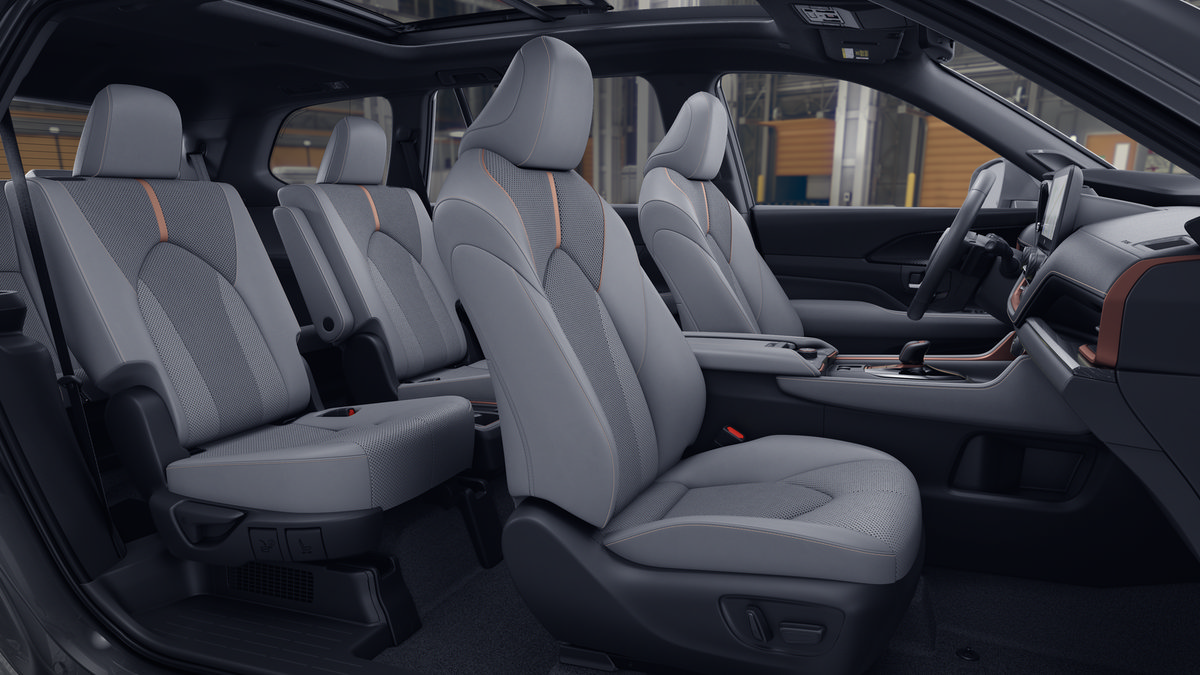 New 2026 Toyota Grand Highlander AWD Hybrid image 20