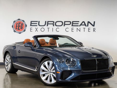 Used 2024 Bentley Continental GT V8 AWD/4WD image 1