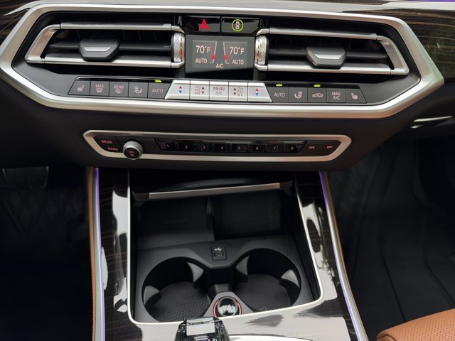 Used 2023 BMW X5 xDrive40i w/ Executive Package AWD/4WD image 16