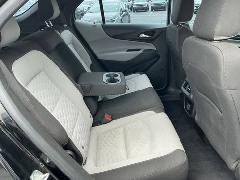 Used 2021 Chevrolet Equinox LS FWD image 19