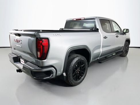 Used 2024 GMC Sierra 1500 Pro w/ Graphite Edition AWD/4WD image 5
