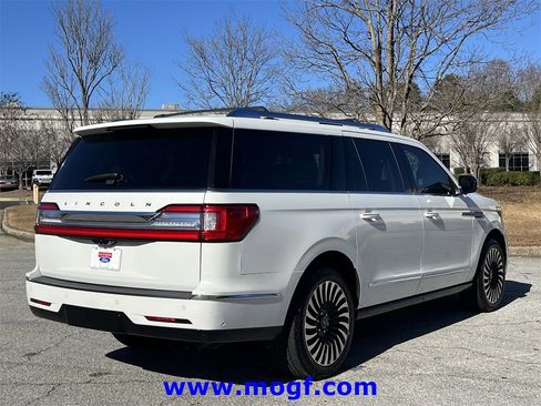 Used 2021 Lincoln Navigator L Black Label w/ Cargo Convenience Package image 3