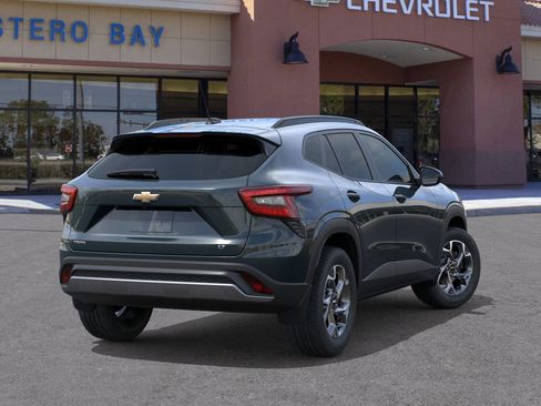 New 2026 Chevrolet Trax LT w/ Driver Confidence Package image 28