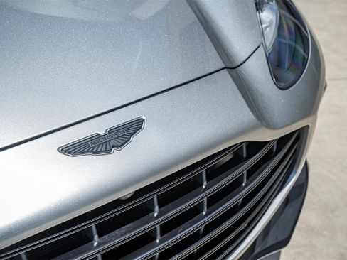 New 2025 Aston Martin DBX 707 image 14