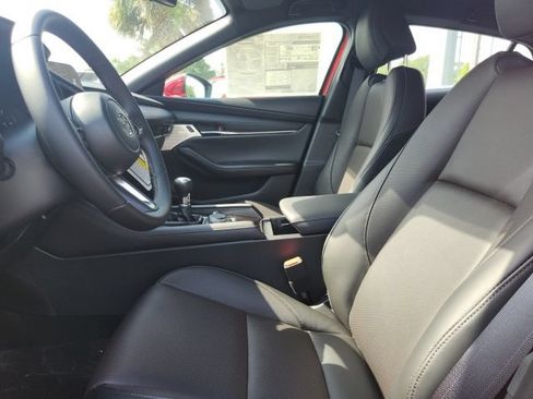 New 2026 MAZDA MAZDA3 2.5 S Hatchback w/ Premium Pkg FWD image 11
