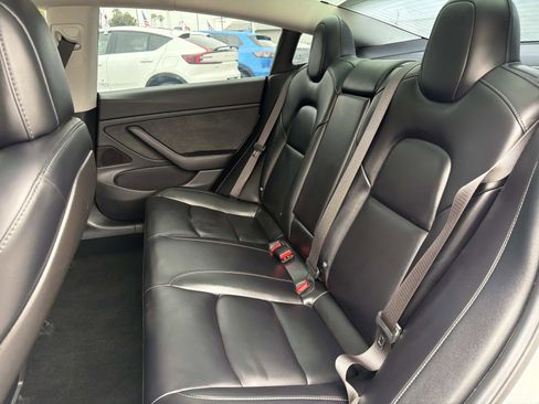 Used 2018 Tesla Model 3 Long Range RWD image 11