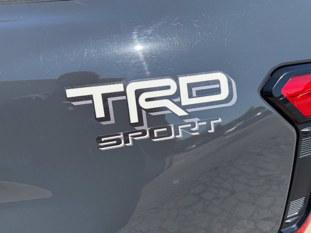 Used 2024 Toyota Tacoma TRD Sport AWD/4WD image 10