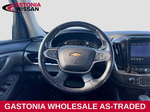 Used 2021 Chevrolet Traverse LT image 21