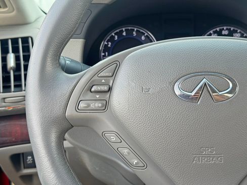 Used 2011 INFINITI G37 Journey w/ Premium Pkg image 23