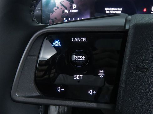 Certified 2025 Nissan Murano SL image 40