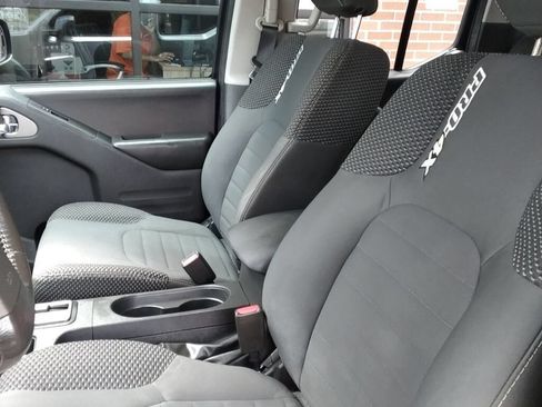 Used 2018 Nissan Frontier PRO-4X AWD/4WD image 7