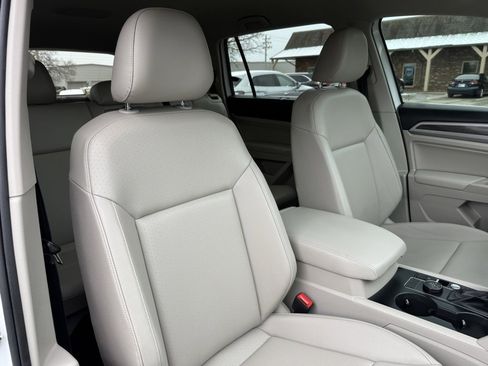 Used 2020 Volkswagen Atlas SE w/ Towing Package image 20