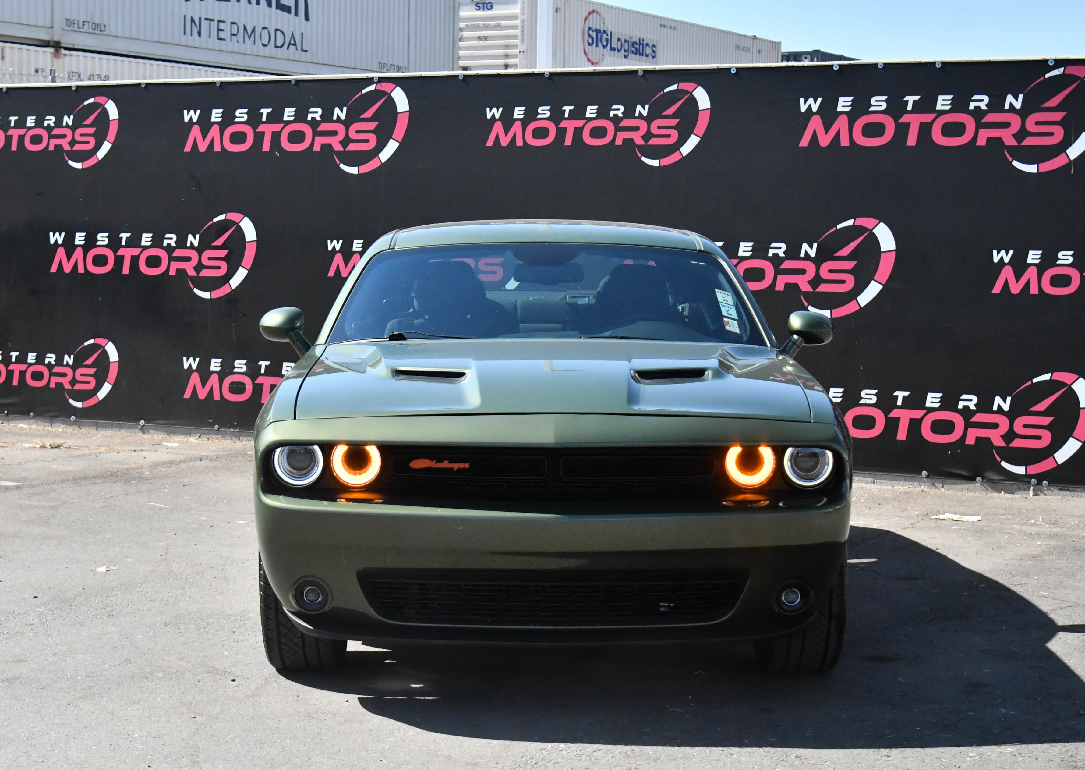 Used 2022 Dodge Challenger SXT w/ Blacktop Package RWD image 2