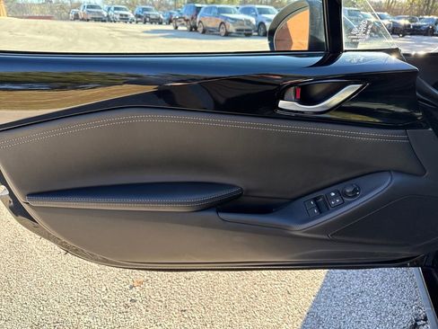 Used 2024 MAZDA MX-5 Miata Grand Touring image 14