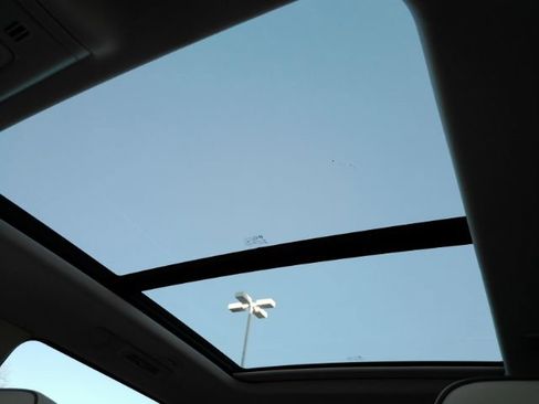 Used 2023 GMC Yukon XL Denali image 53