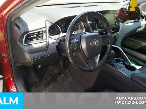 Used 2023 Toyota Camry SE w/ Convenience Package FWD image 6