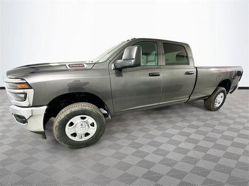 New 2026 RAM 2500 Tradesman w/ Chrome Appearance Group image 24