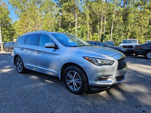 Used 2017 INFINITI QX60 AWD w/ Premium Plus Package image 8