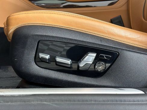Used 2018 BMW 750i xDrive AWD/4WD image 24