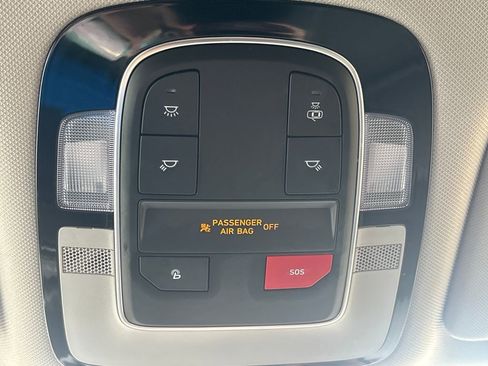 Used 2023 Hyundai Santa Fe SEL image 16