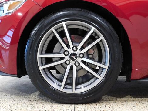 Used 2015 Ford Mustang Premium RWD image 23