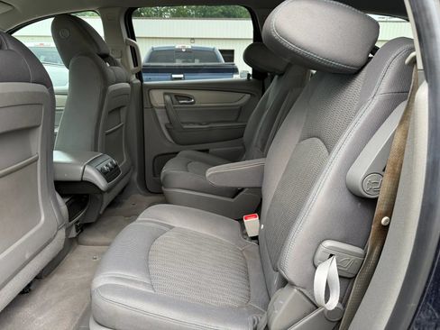 Used 2016 Chevrolet Traverse LT w/ Style and Technology Package AWD/4WD image 21