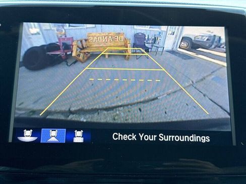 Used 2017 Honda Pilot Touring image 32