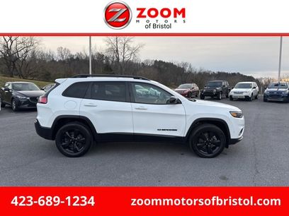 Used 2023 Jeep Cherokee Altitude Lux