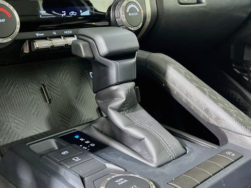 Used 2024 Toyota Tacoma SR5 RWD image 23