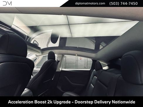 Used 2021 Tesla Model Y Long Range AWD/4WD image 24