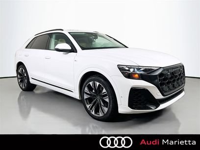 New 2025 Audi Q8 Premium Plus