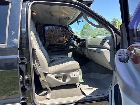 Used 2004 Ford F250 XL AWD/4WD image 15
