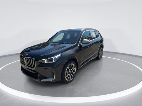 Used 2024 BMW X1 xDrive28i w/ Technology Package AWD/4WD image 3