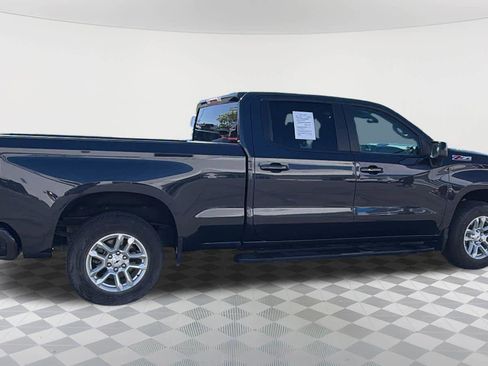 Used 2023 Chevrolet Silverado 1500 RST AWD/4WD image 4