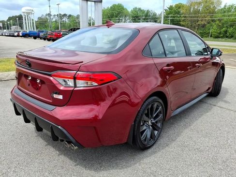 Used 2024 Toyota Corolla SE w/ SE Convenience Package FWD image 15