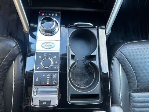 Used 2017 Land Rover Discovery HSE Luxury image 34