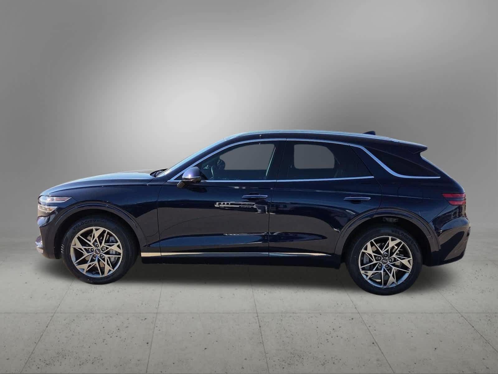 Used 2024 Genesis GV70 2.5T w/ Advanced Package AWD/4WD image 3