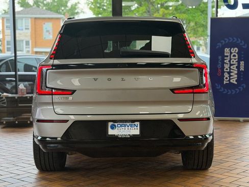 Used 2025 Volvo EX90 Ultra AWD/4WD image 8