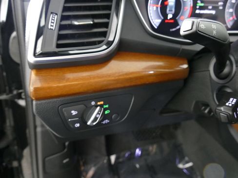 Used 2022 Audi Q5 2.0T Premium Plus AWD/4WD image 13