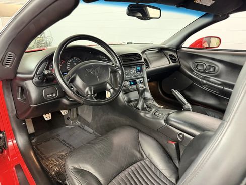 Used 2001 Chevrolet Corvette Z06 w/ Memory Pkg RWD image 11
