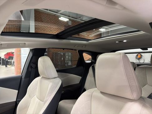 Used 2023 Lexus RX 350 AWD image 14