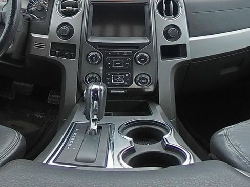 Used 2014 Ford F150 FX4 w/ Equipment Group 402A Luxury AWD/4WD image 24