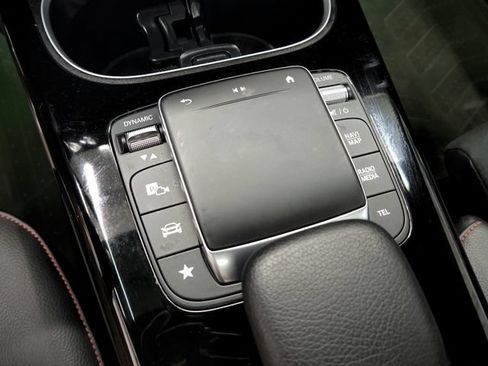 Used 2023 Mercedes-Benz CLA 250 image 34