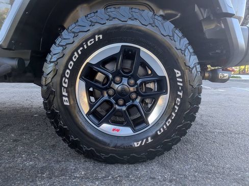 Used 2019 Jeep Wrangler Unlimited Rubicon AWD/4WD image 47