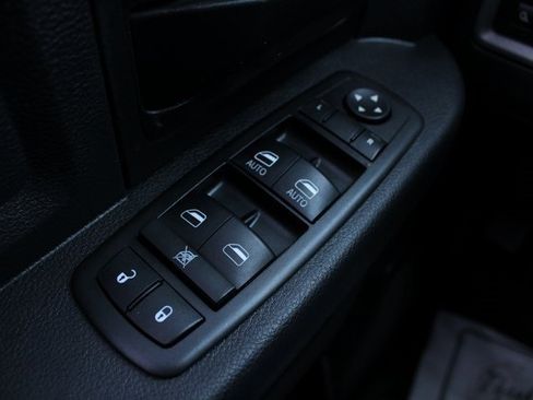 Used 2015 RAM 1500 Express image 15