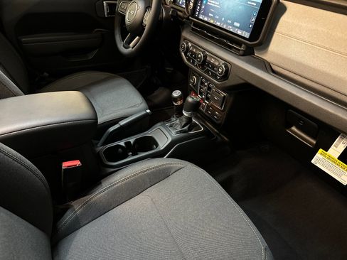 New 2025 Jeep Wrangler Willys image 15