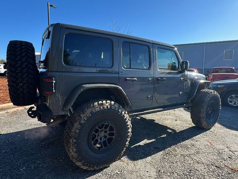 Used 2021 Jeep Wrangler Unlimited Sahara image 8