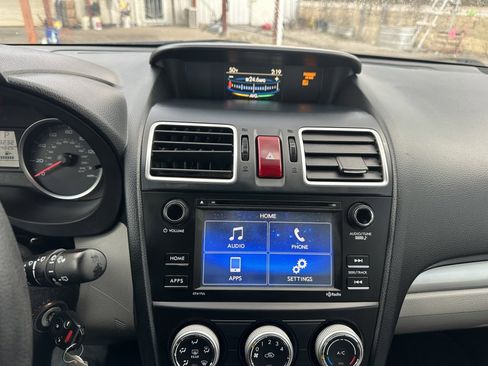 Used 2016 Subaru Forester 2.5i w/ Alloy Wheel Package image 10