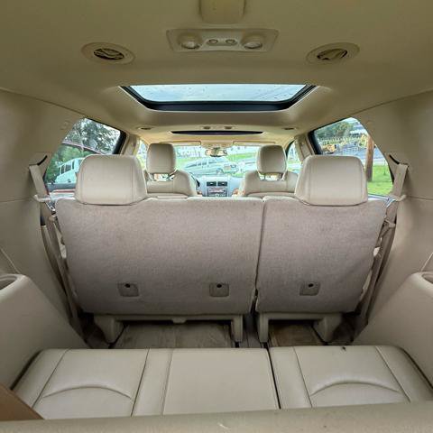 Used 2008 Saturn Outlook XR w/ Premium Trim Package FWD image 15